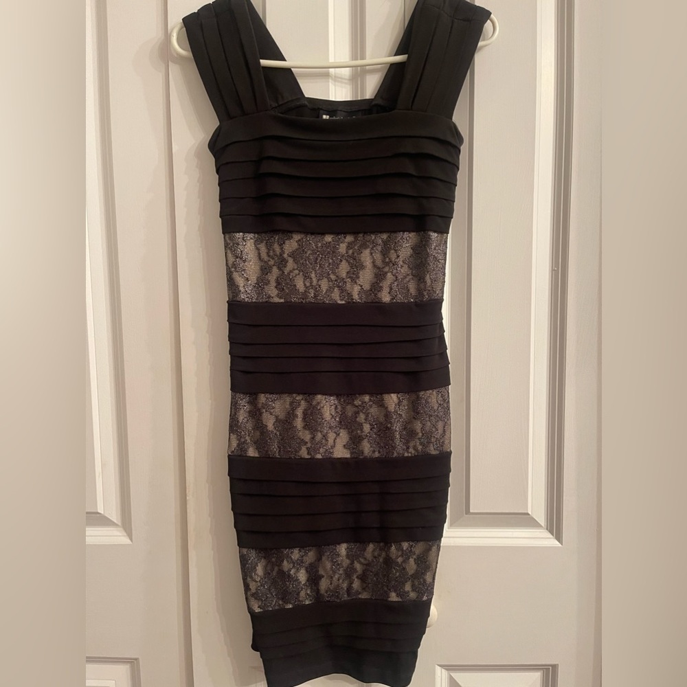 Valerie Bertinelli Black lace dress